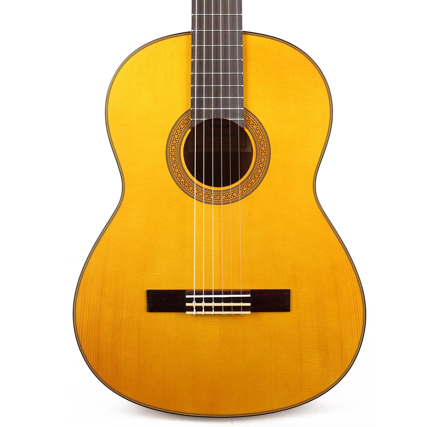 Yamaha CG122MSH Classical Guitar Engelmann Spruce Top Natural