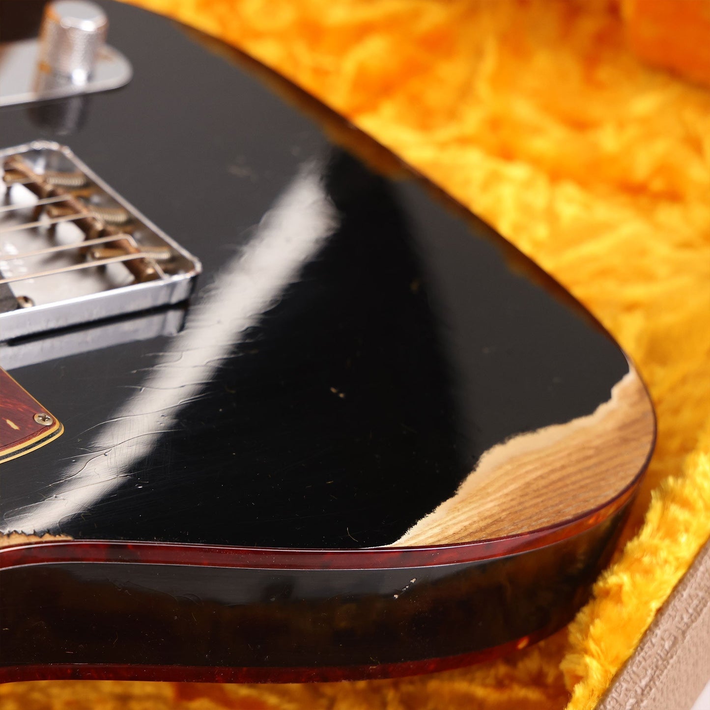 Fender Custom Shop 1960 Custom Telecaster Relic Shell Black with Tortoise Binding 2023