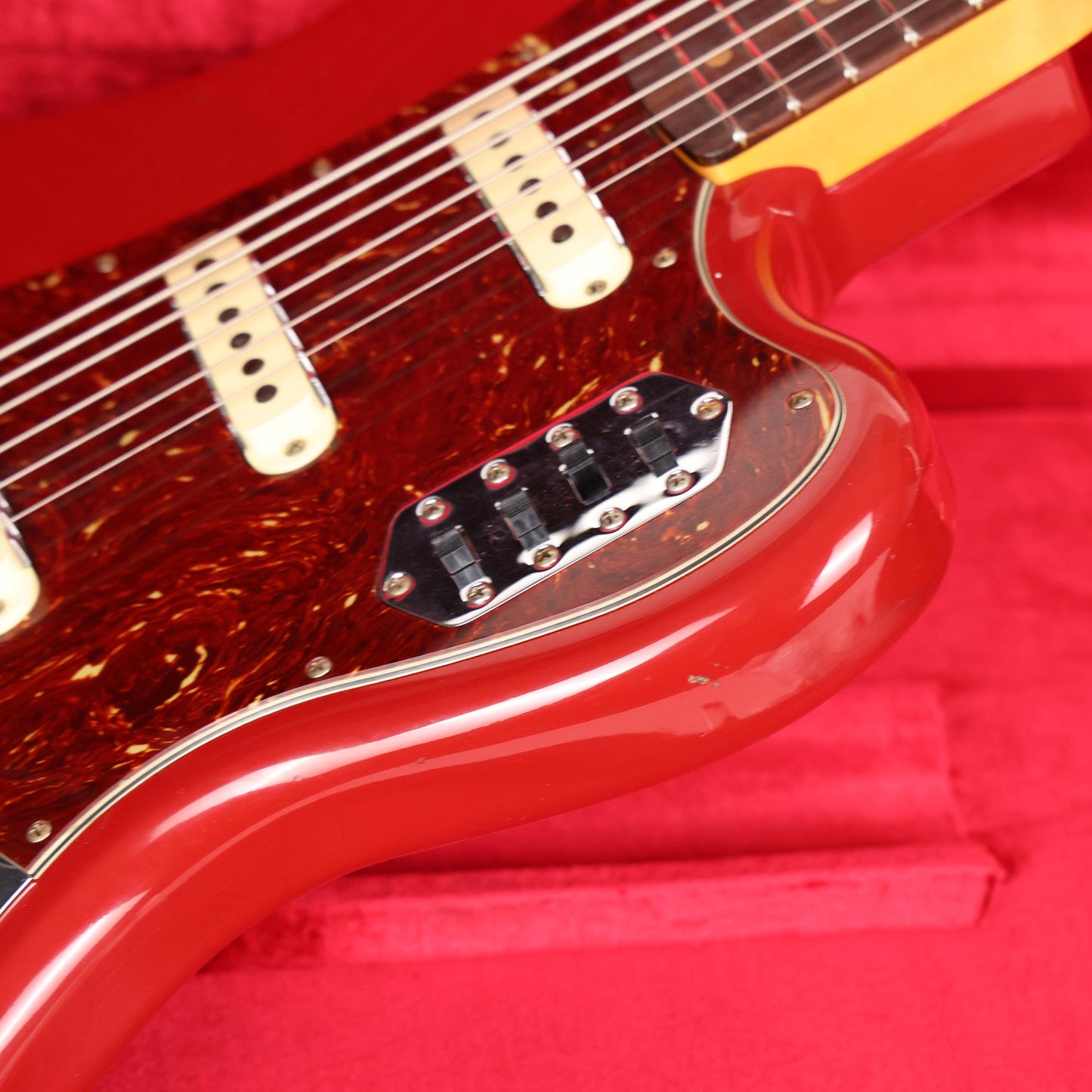 Fender Custom Shop Limited Bass VI Journeyman Relic Aged Dakota Red 2023