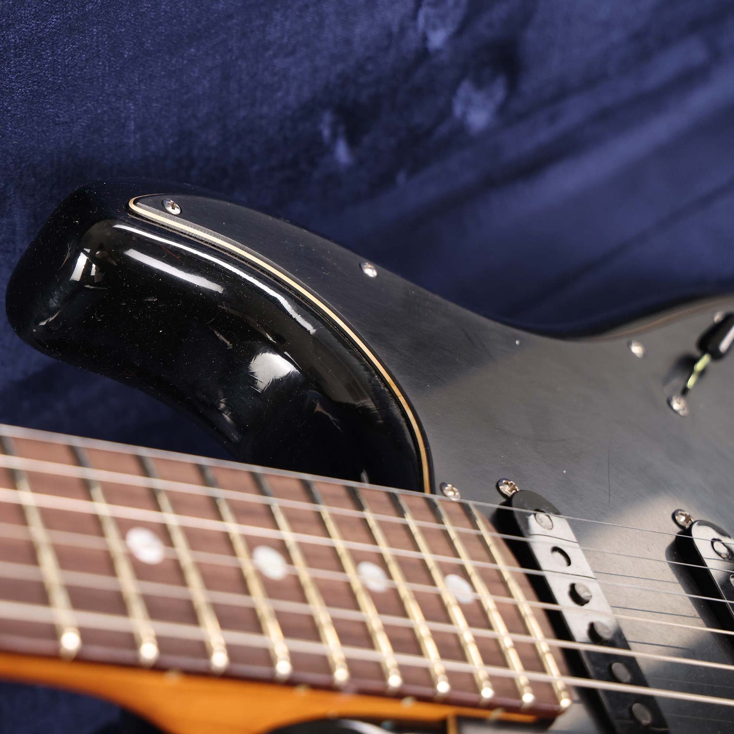 Fender Custom Shop 1969 Stratocaster Relic Black over 3-Tone Sunburst
