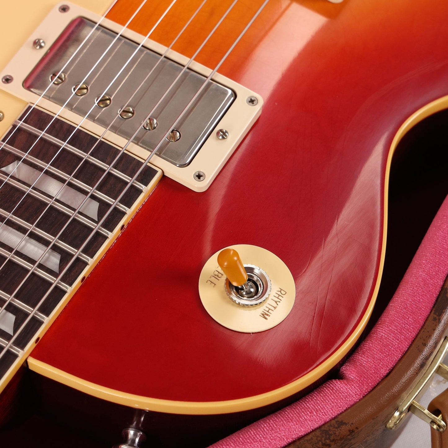 Gibson Custom Shop 1958 Les Paul Reissue Ultra Light Aged Washed Cherry 2024