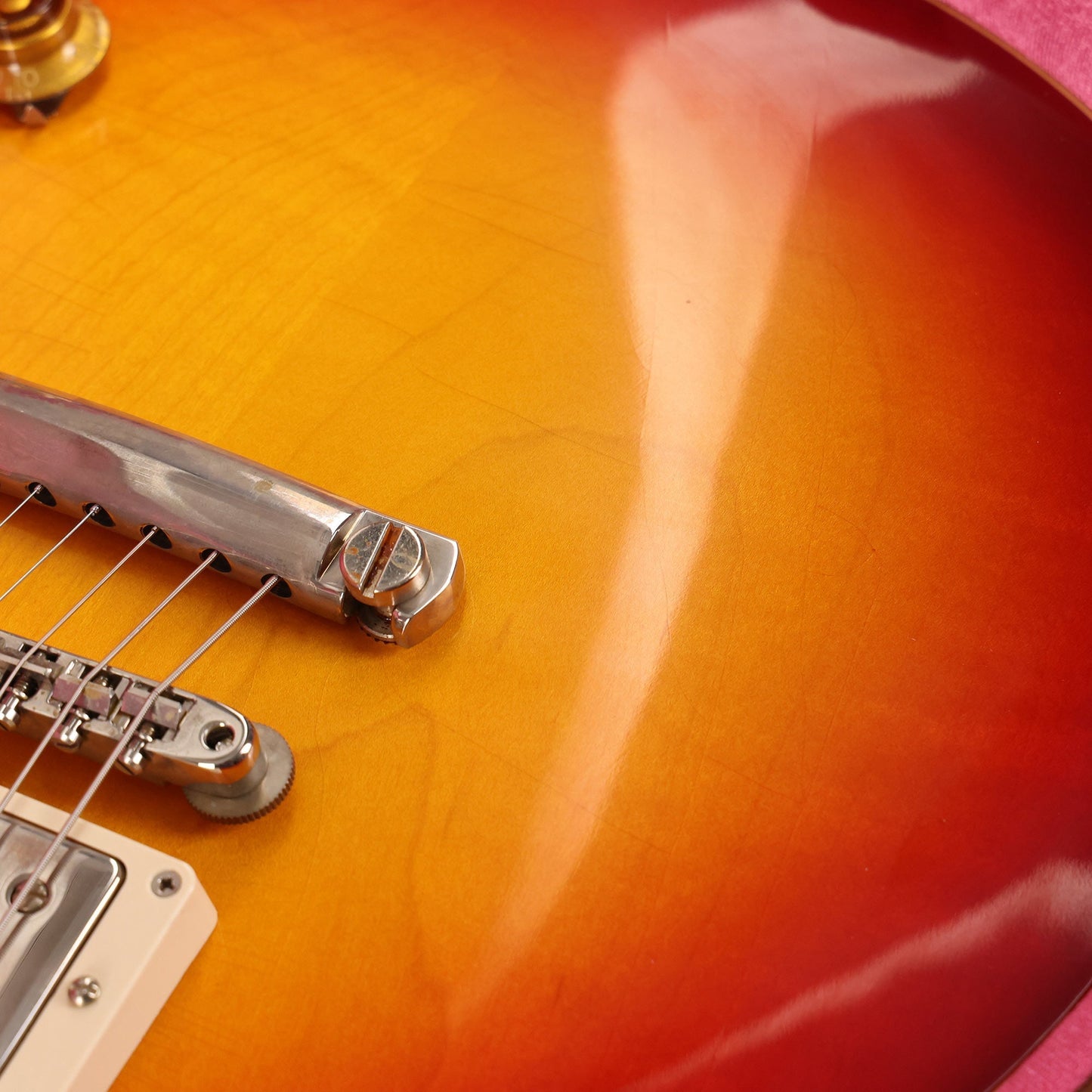 Gibson Custom Shop 1958 Les Paul Reissue Ultra Light Aged Washed Cherry 2024