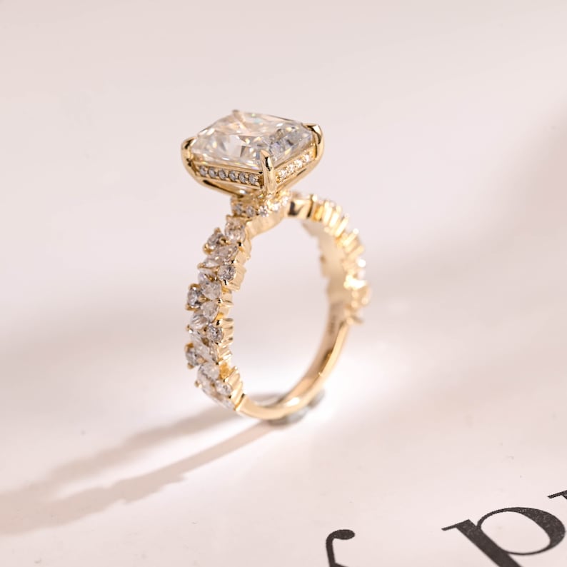 Stunning 1.0 - 2.0 CT Radiant Moissanite Engagement Ring with Pave & Hidden Halo Design 7