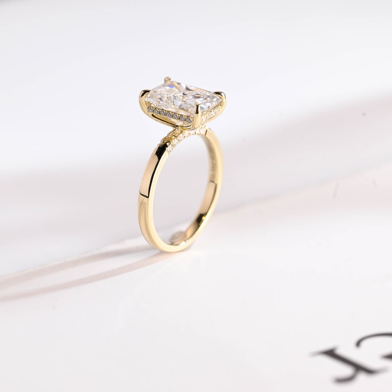 Stunning 1.5 - 2.5 CT Radiant Moissanite Engagement Ring with Pave & Hidden Halo Design 8