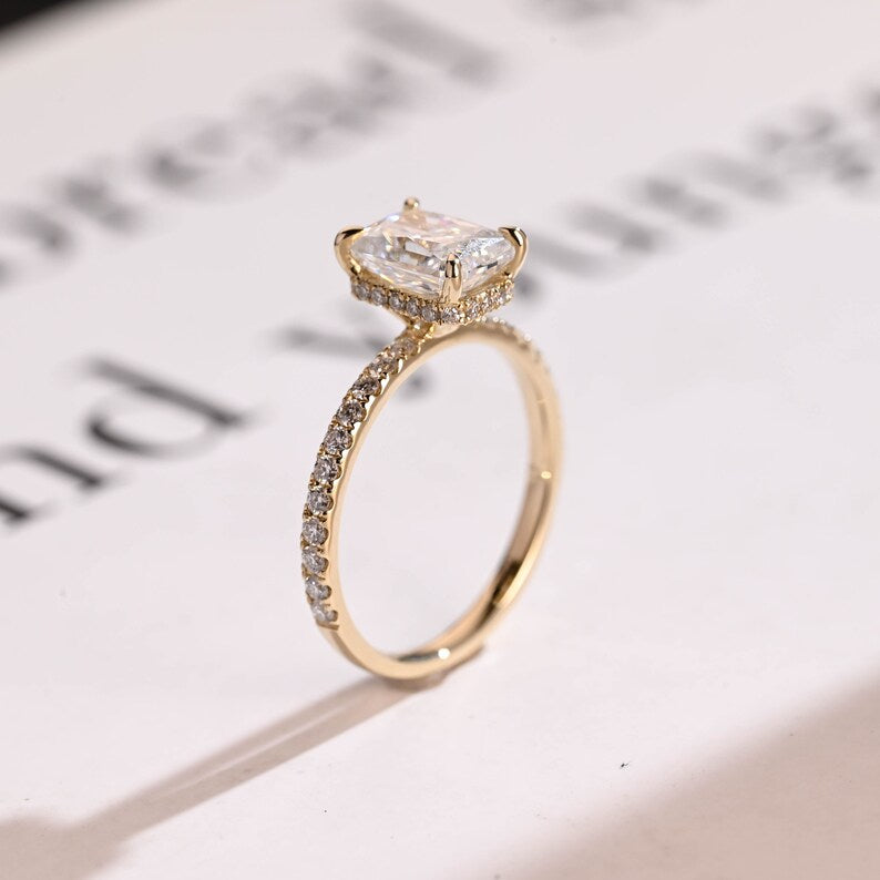 Stunning 1.0 - 2.0 CT Radiant Moissanite Engagement Ring with Pave & Hidden Halo Design 9